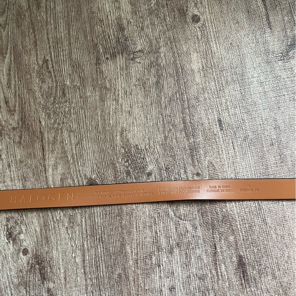 NWT Halogen Cow Hair Animal Print Belt Size Small - Picture 3 of 4